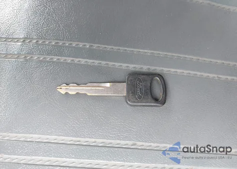 2002 Ford F-350 Xl/Xlt z USA, uszkodzony, nr VIN 1FDSF35L92ED21452